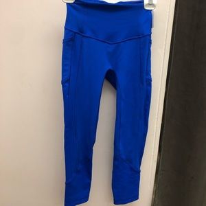 Lululemon pant size 4